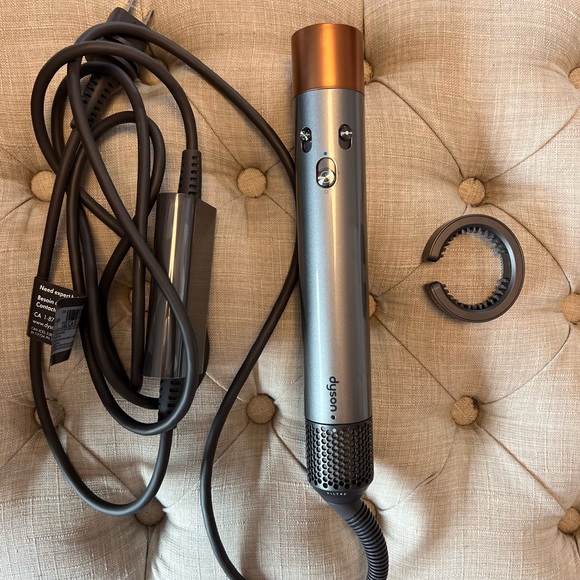 DYSON AIRWRAP 2nd generation - Picture 5 of 16